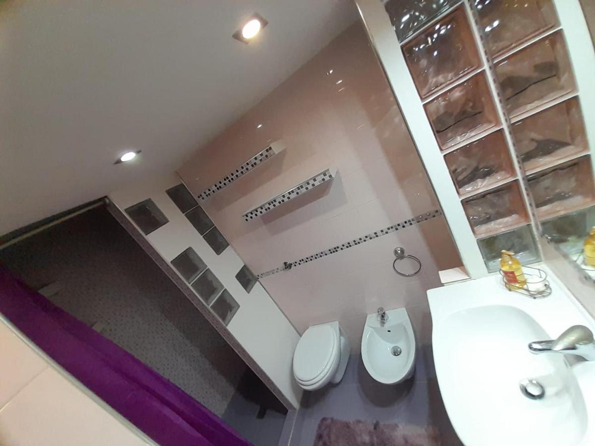 Villa First House Brindisi Exterior foto